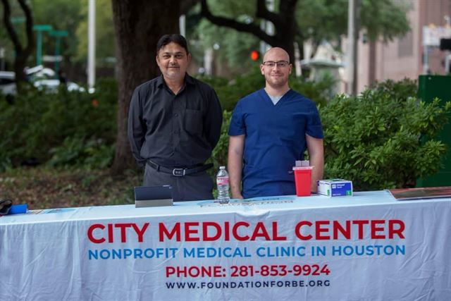 City Medical Center health camp at Sam Houston Park, photo 3